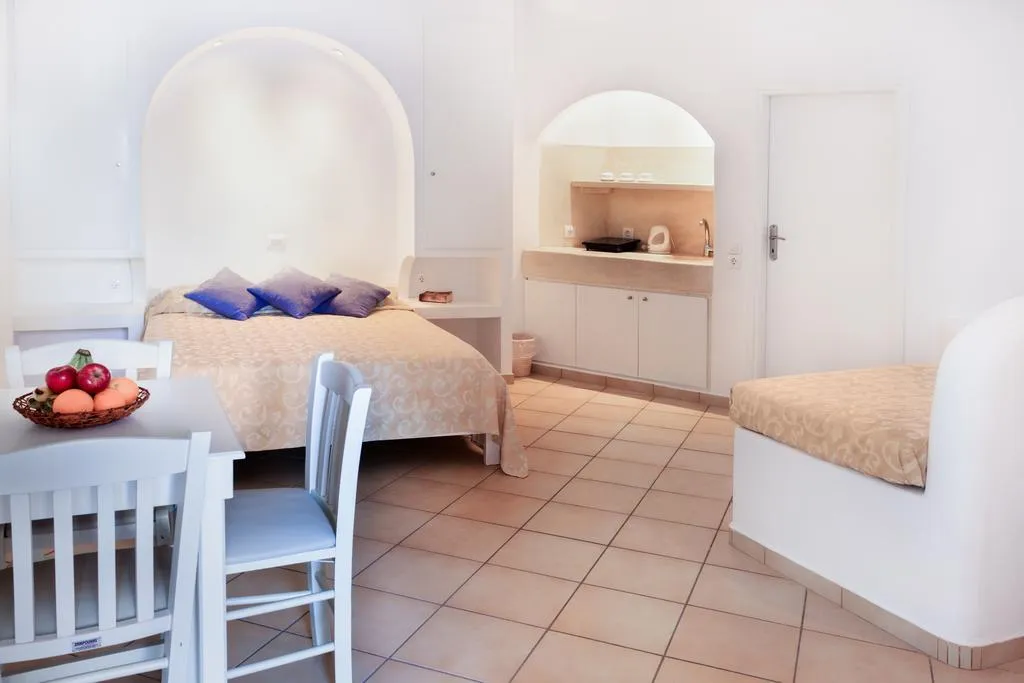 STUDIO STANDARD Room, Villa Vergina, Santorini