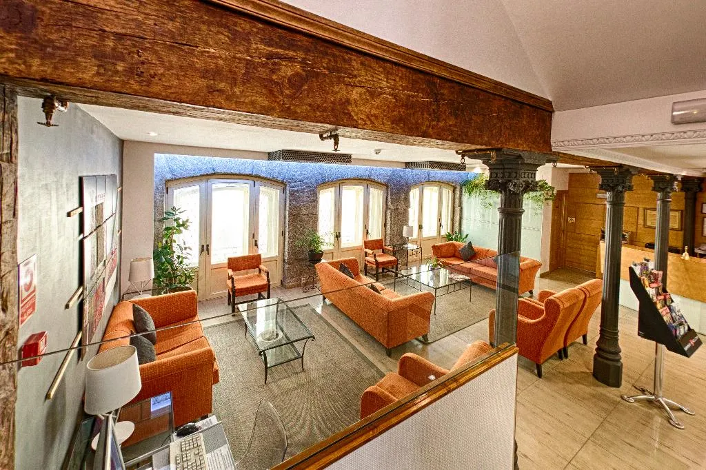 Lobby, San Lorenzo, Madrid