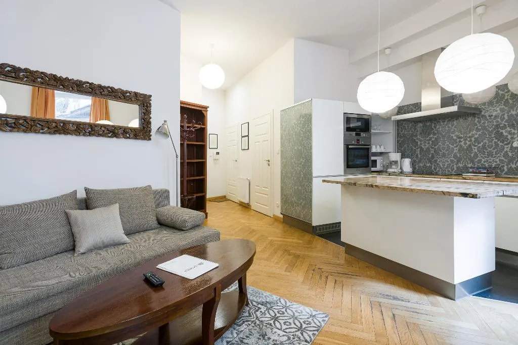 APARTMENT DELUXE ONE BEDROOM Room, Yourplace Biskupia Apartments, Krakow