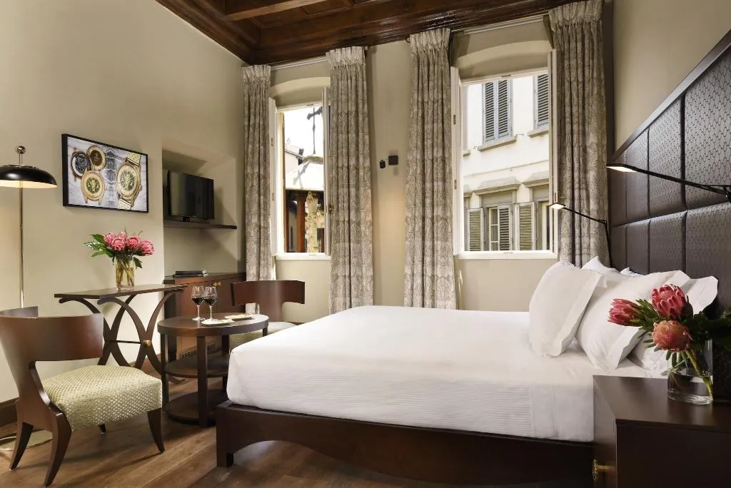 FAMILY ROOM TWO DOUBLE BEDS Room, L'Orologio, Florence