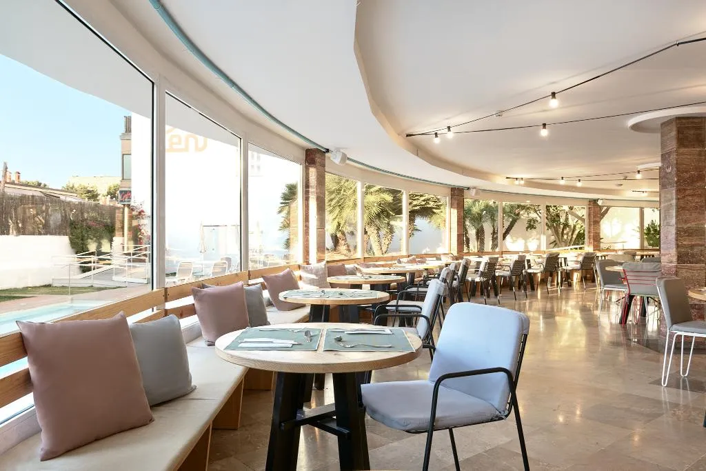 Restaurant, tent Playa de Palma, Majorca