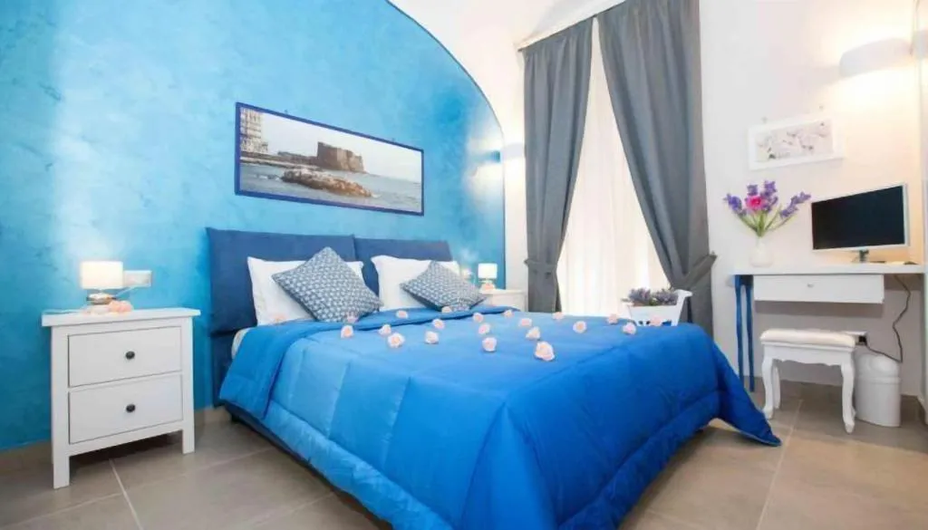 Room, Chiaia Suites, Naples