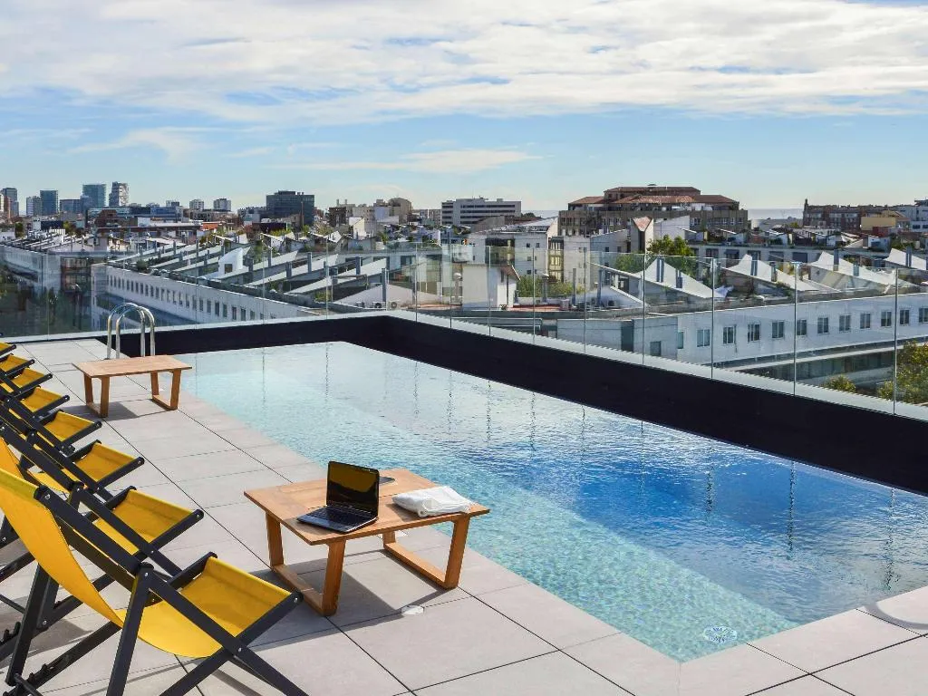 Pool, ibis Styles Barcelona City Bogatell, Barcelona