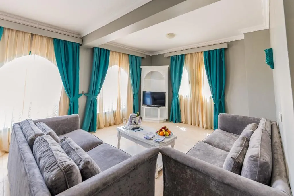 JUNIOR SUITE SEA VIEW Room, Sunrise Garden Beach Resort, Red Sea Riviera