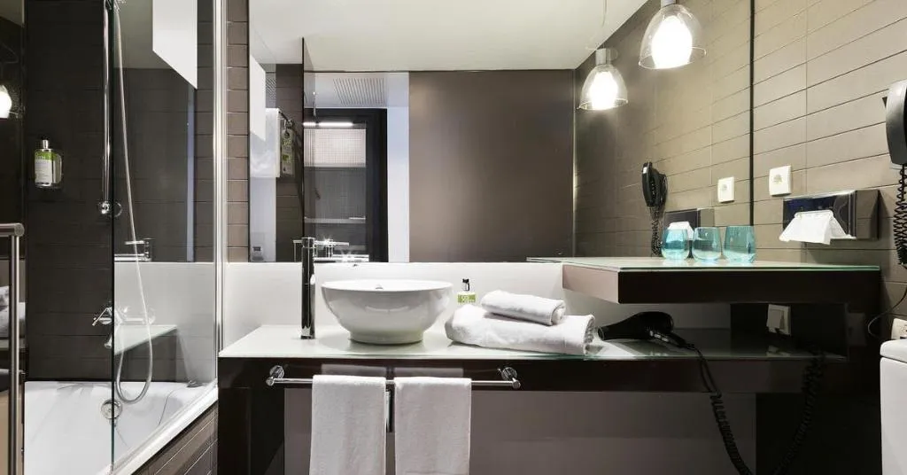 DOUBLE PREMIUM Room, Hotel Barcelona Condal Mar Affiliated by Meliá, Barcelona