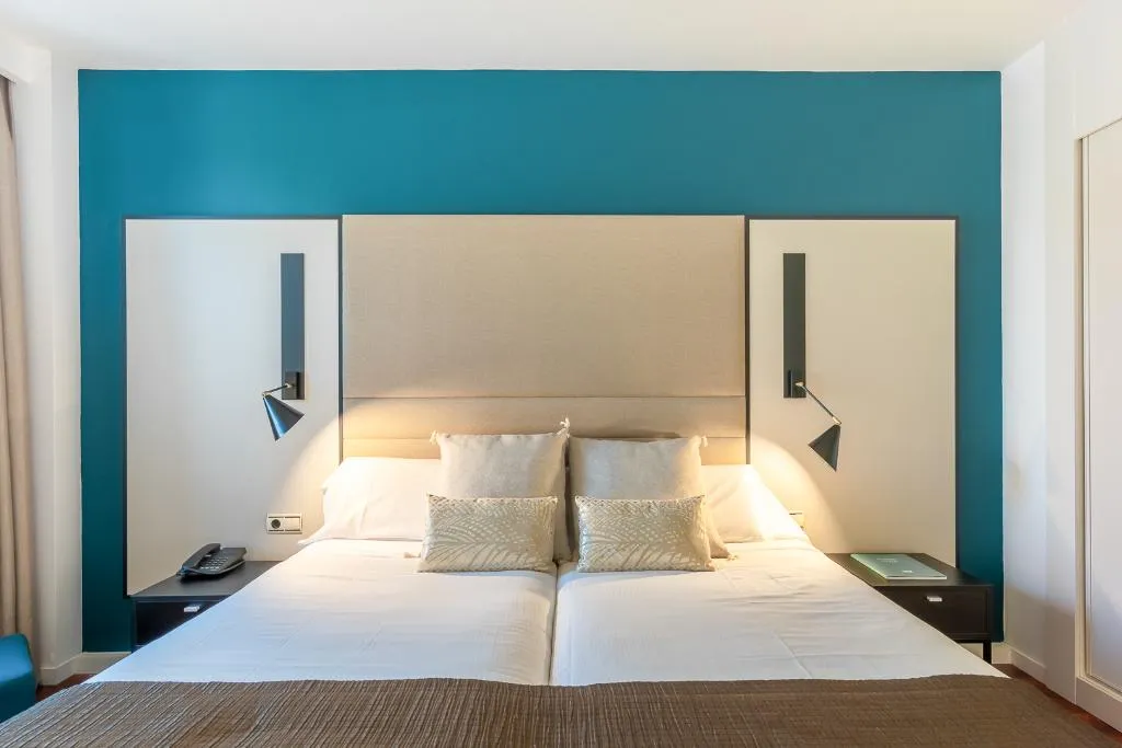 DOUBLE STANDARD Room, Amura Alcobendas, Madrid