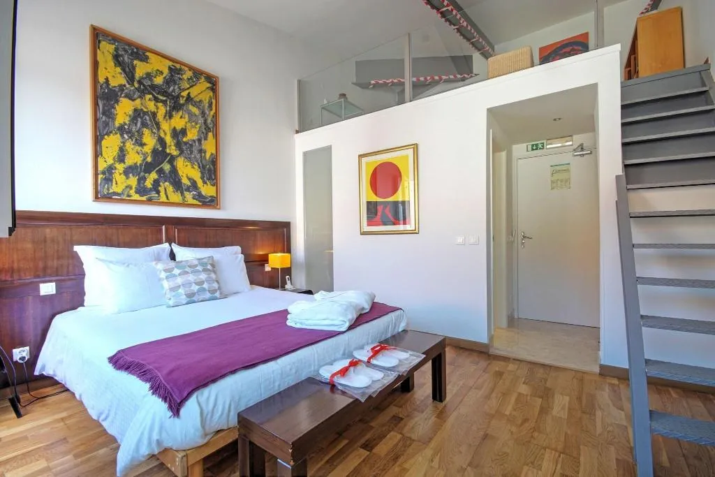 Room, Solar Dos Mouros, Lisbon