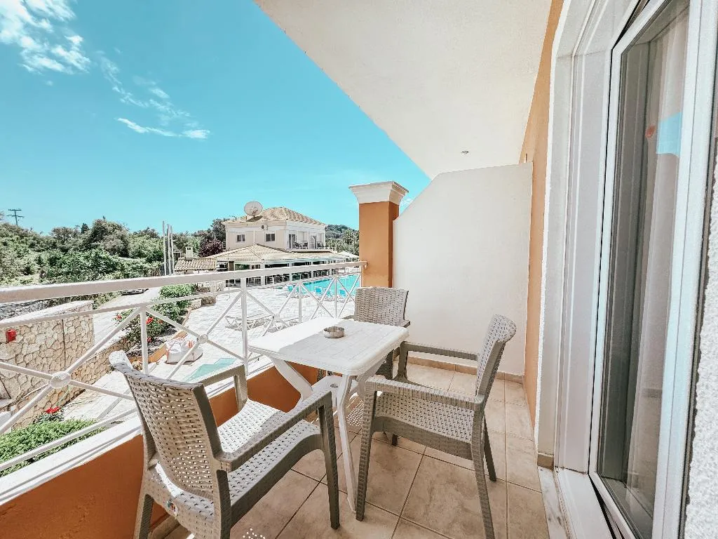DOUBLE SUPERIOR CAPACITY 2 Room, Kavos Plaza, Corfu
