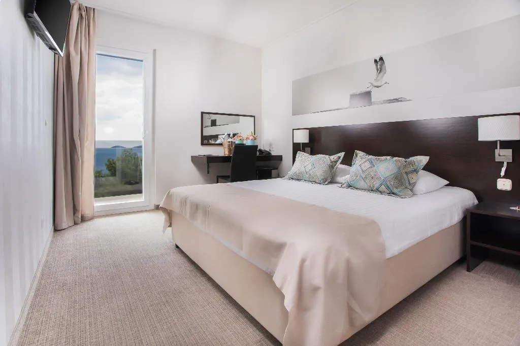 DOUBLE SEA VIEW Room, Villas Arausana and Antonina, Split