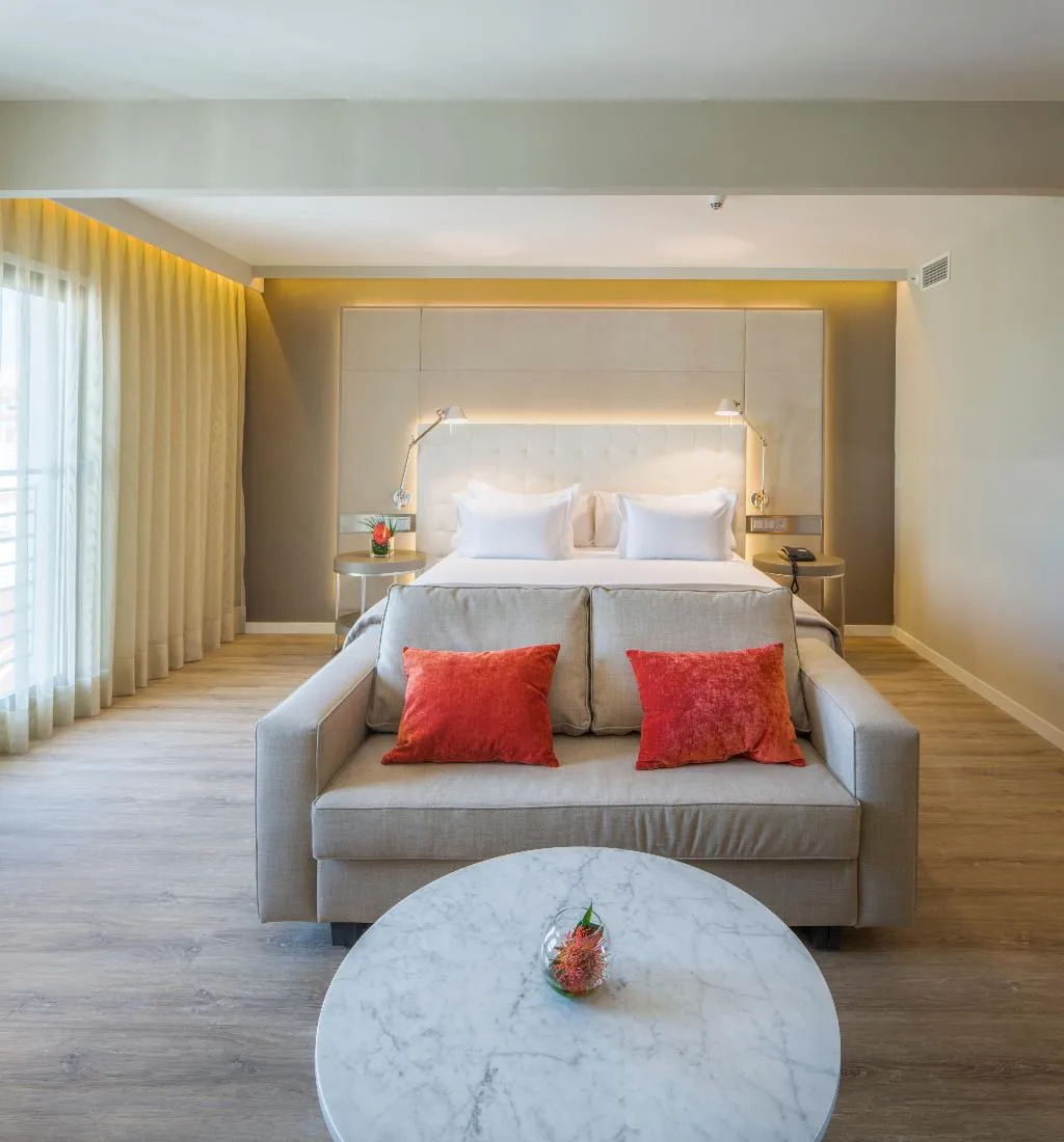 SUITE WITH VIEWS Room, NH Collection Lisboa Liberdade, Lisbon