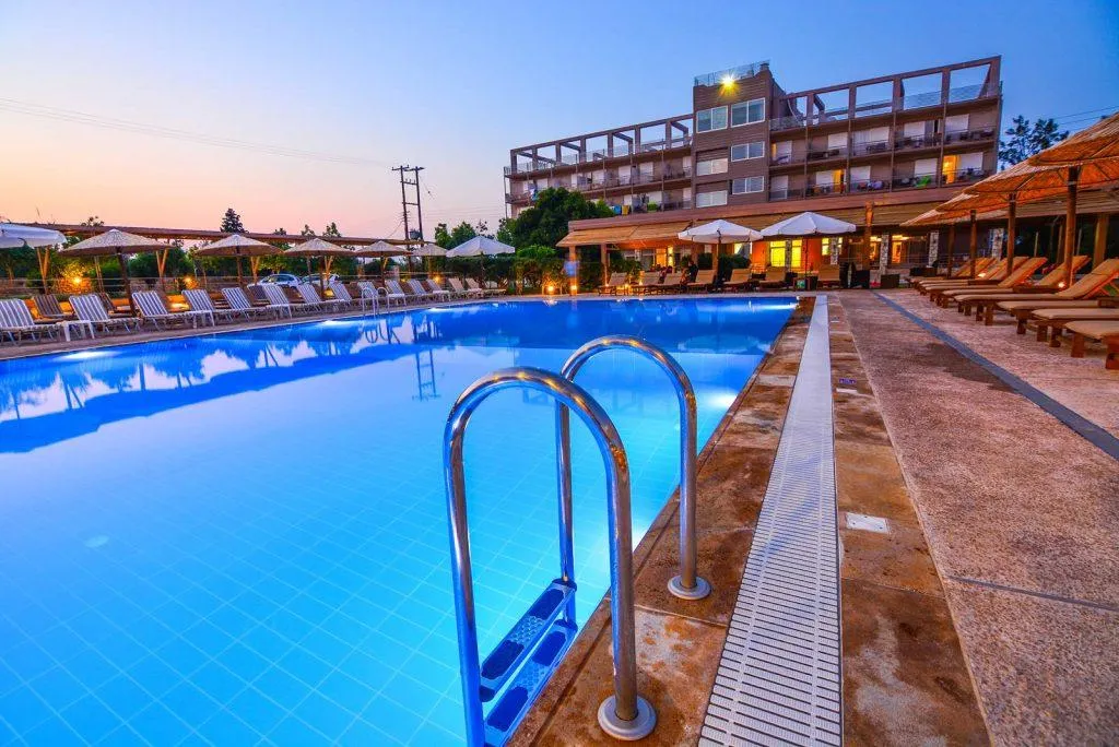 Pool, Aqua Mare Resort, Athens