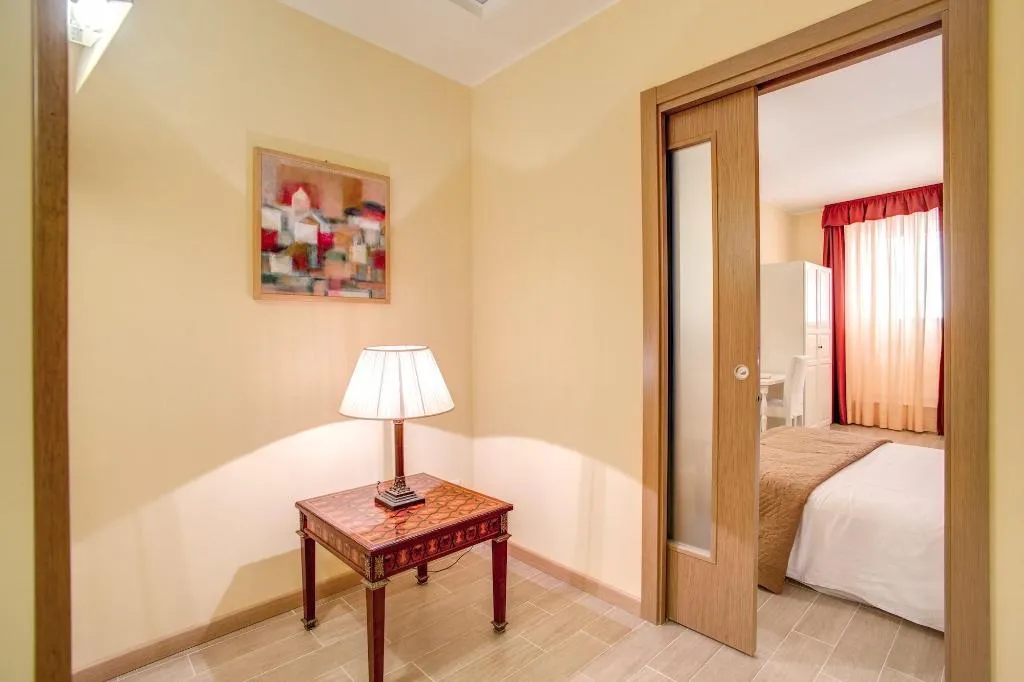 Room, Top Floor Navona, Rome