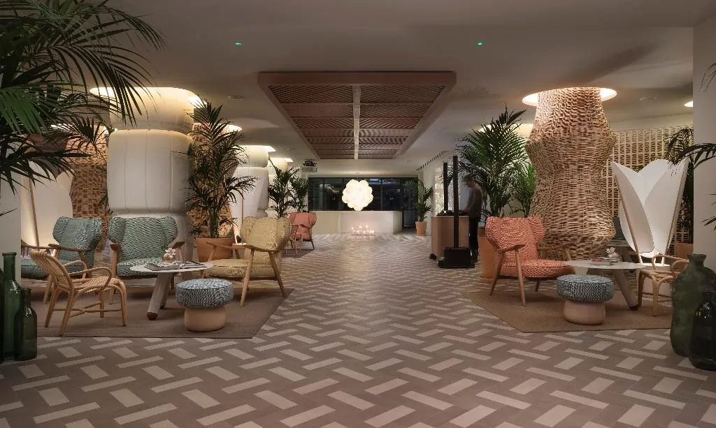 Lobby, ME Sitges Terramar, Costa Brava