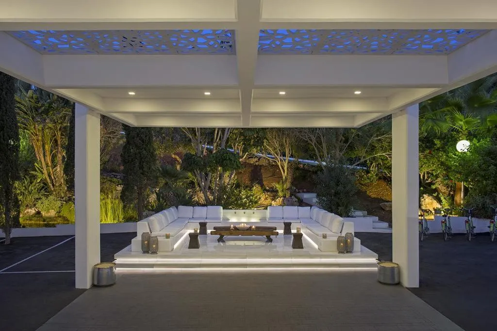 Lobby, Grecian Sands, Cyprus