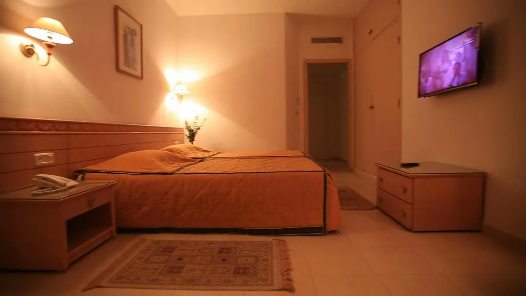 SINGLE SEA FRONT Room, Les Palmiers, Tunisia