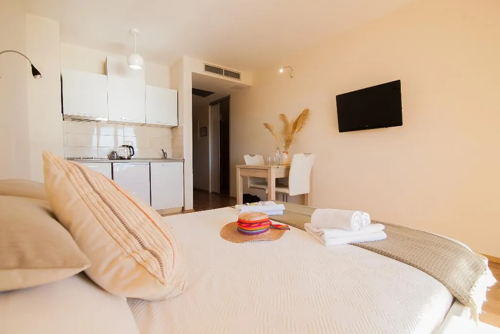 STUDIO SEA VIEW Room, Villa Dzamonja, Split