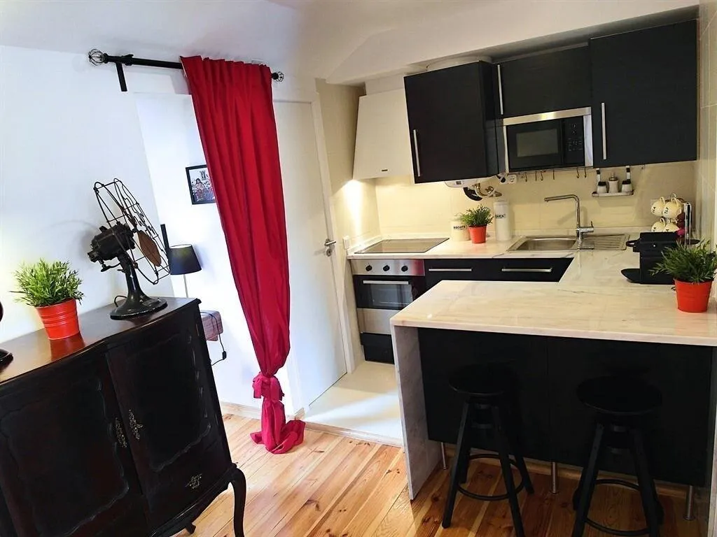 Room, Santosweethome 1, Lisbon
