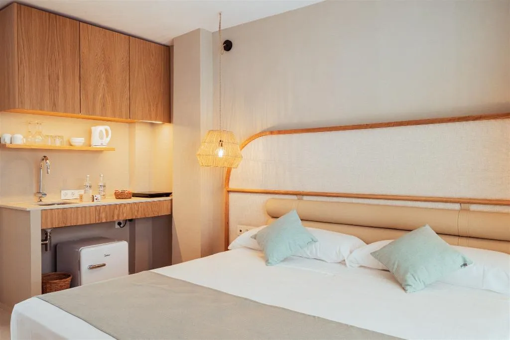 STUDIO STANDARD Room, AMA Ibiza Beachfront Suites, Ibiza