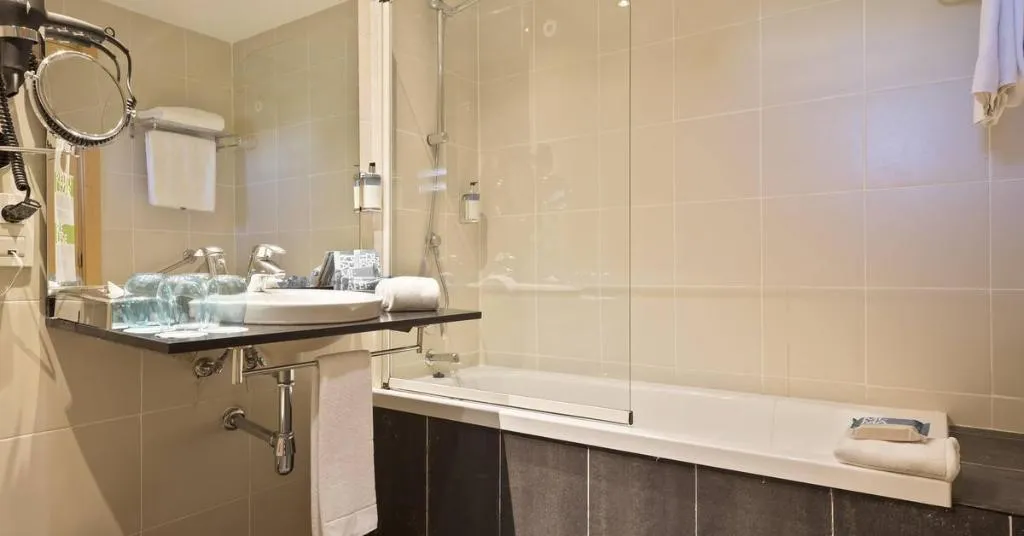 JUNIOR SUITE STANDARD Room, Innside Barcelona Aeropuerto, Barcelona