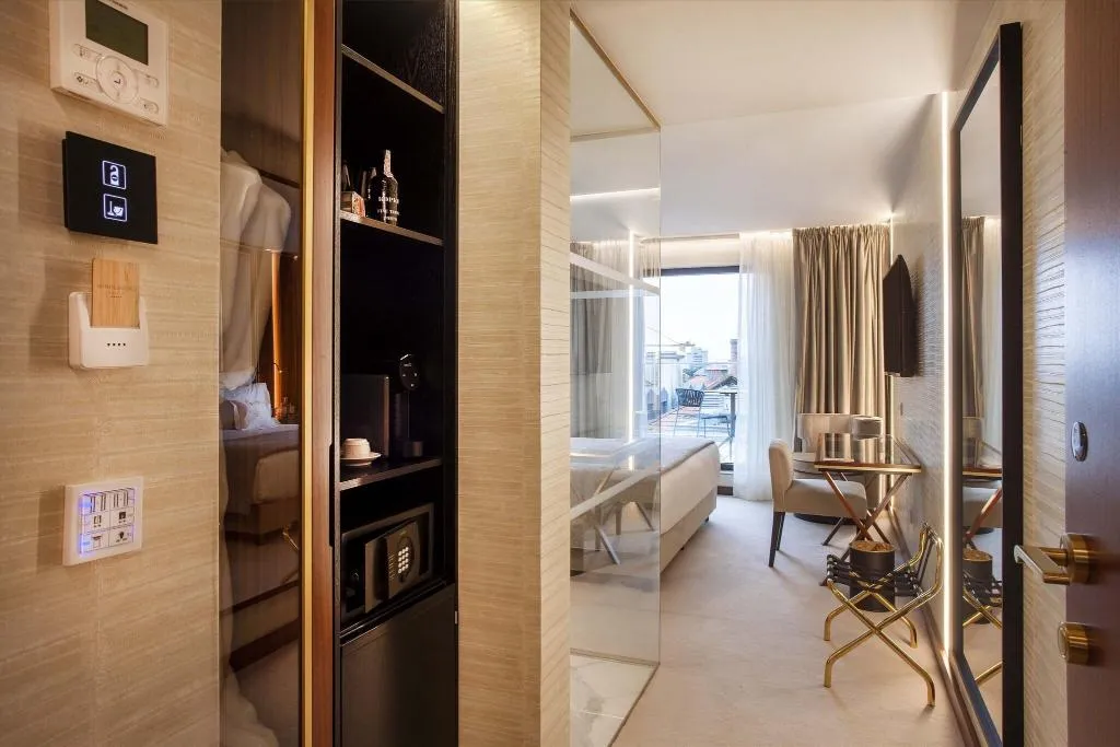 Room, Wine & Books Porto Hotel, Porto