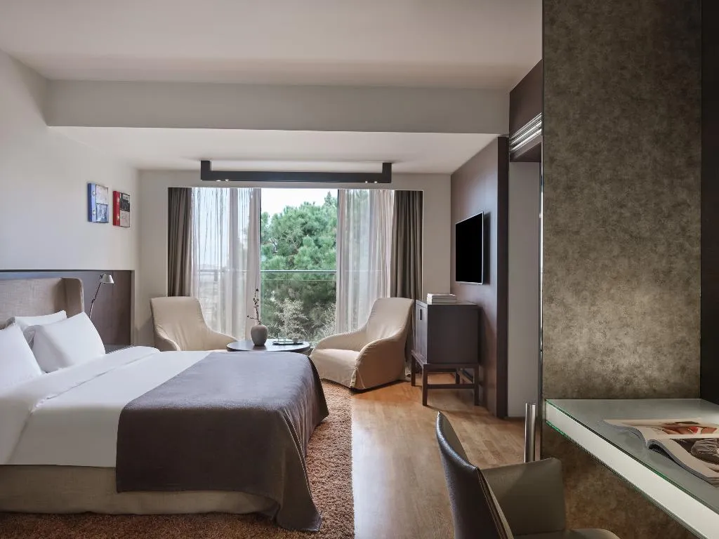 JUNIOR SUITE GARDEN VIEW Room, September Hotel Thessaloniki, Halkidiki