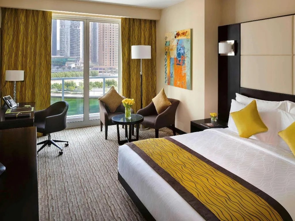 Room, Movenpick Hotel Jumeirah Lakes Towers, Dubai