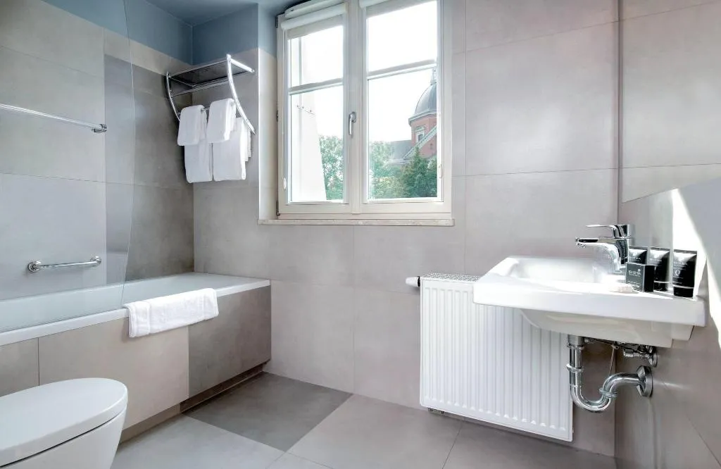 TWIN DELUXE Room, Leonardo Boutique Hotel Krakow Old Town, Krakow