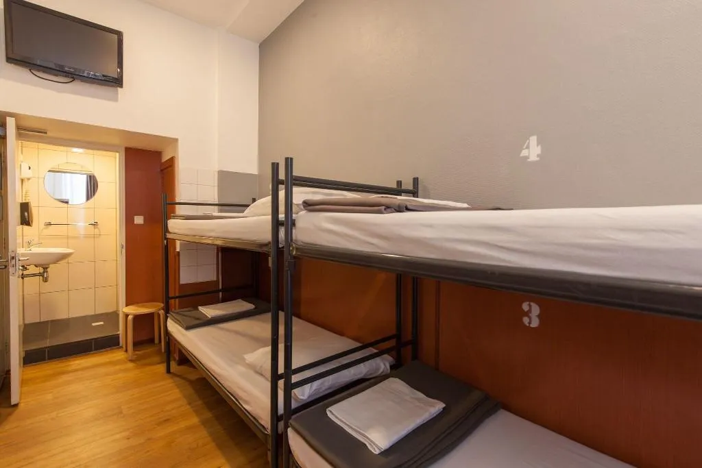 QUADRUPLE BUNK BED Room, Travel, Amsterdam