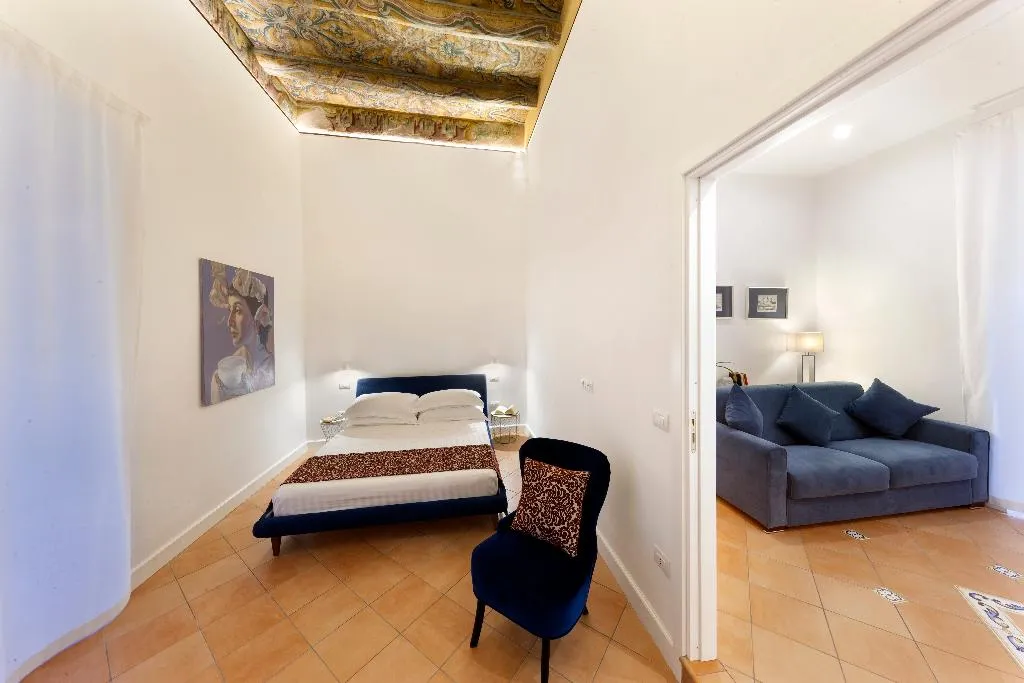 DOUBLE CAPACITY 4 Room, Eleonora's Suites Naples, Naples