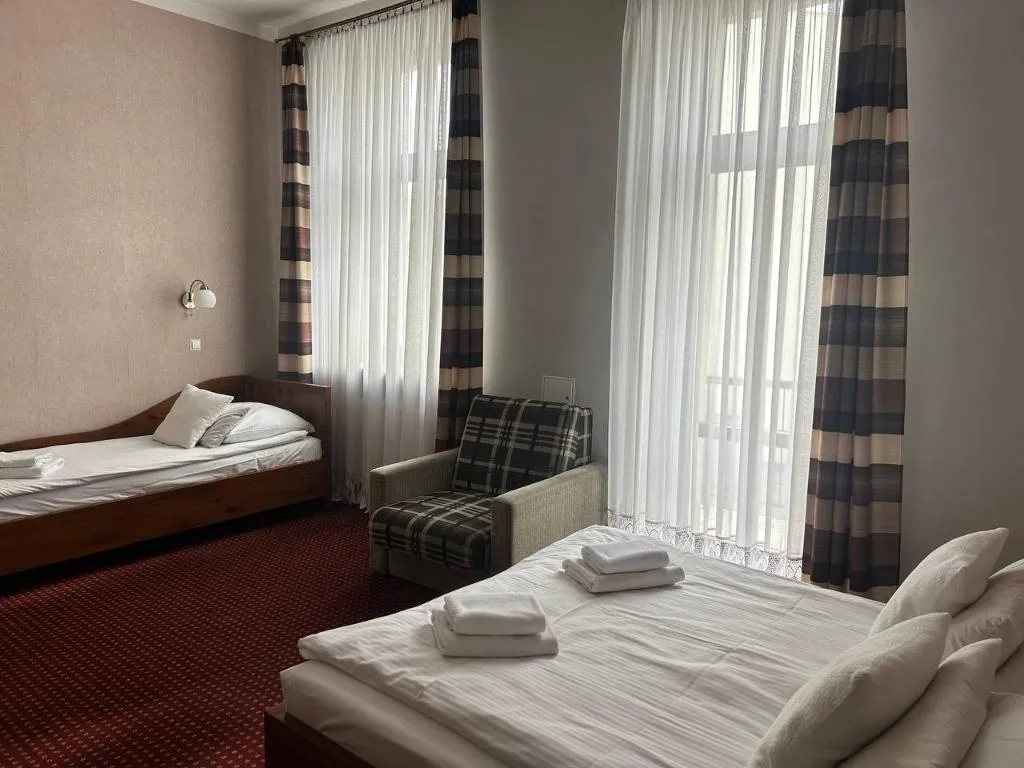 Room, Aneks Kazimierz, Krakow