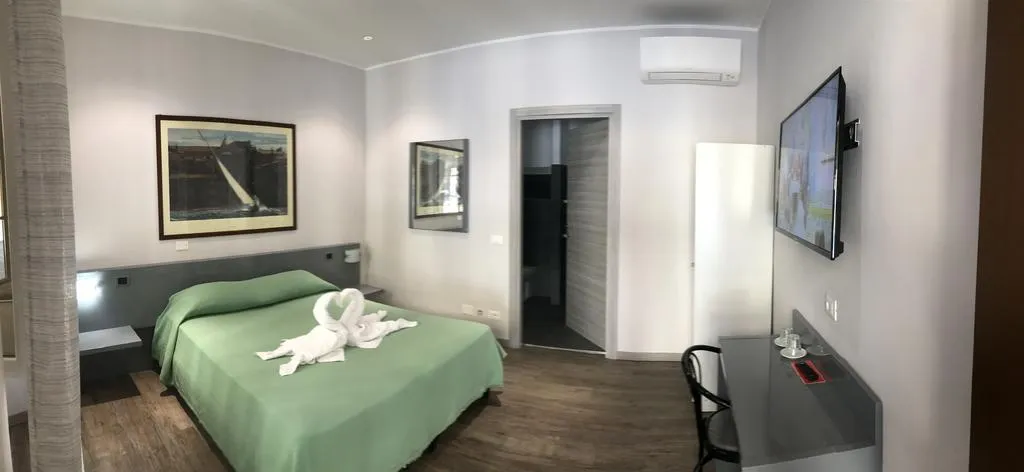 Room, Hotel Convertini, Milan