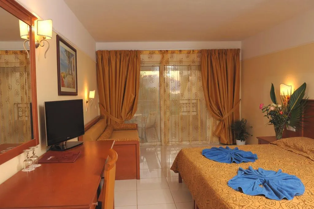 Double or Twin LAND VIEW Room, Vantaris Palace, Crete