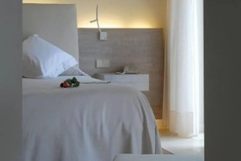 DOUBLE WITH TERRACE Room, Can Simoneta, Majorca