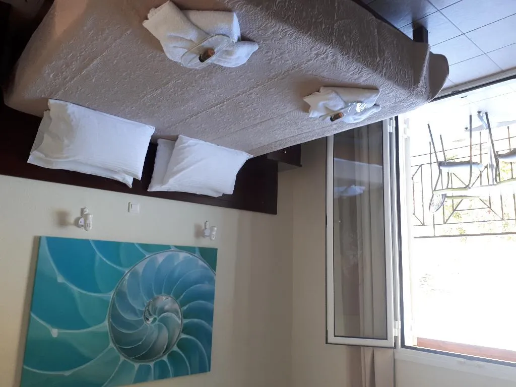 APARTMENT WITH BALCONY Room, Metaxa Apartments, Corfu