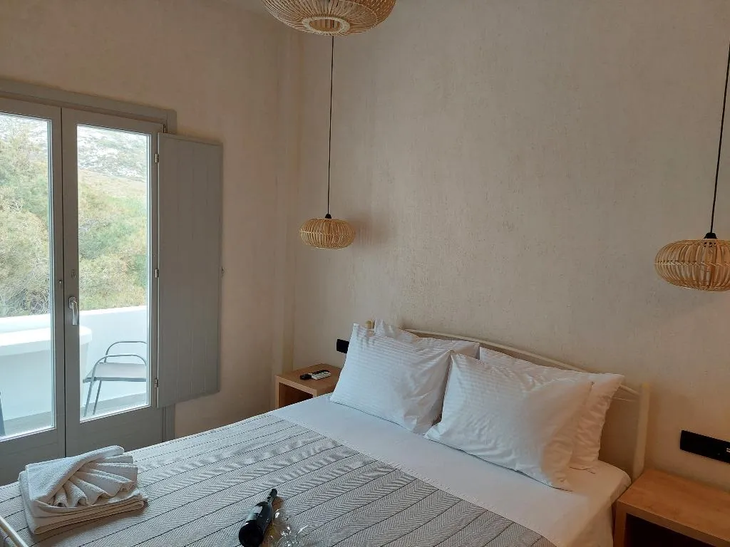 DOUBLE GARDEN VIEW Room, Acropole Sunrise, Santorini