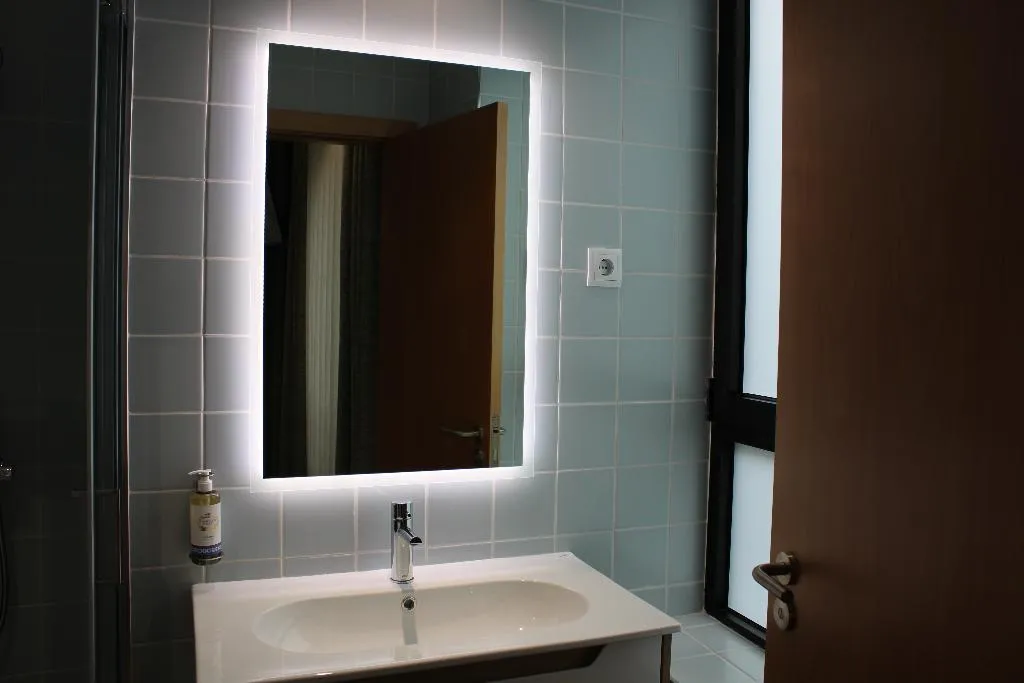 SINGLE STANDARD Room, Oporto Station Hostel & Rooms, Porto