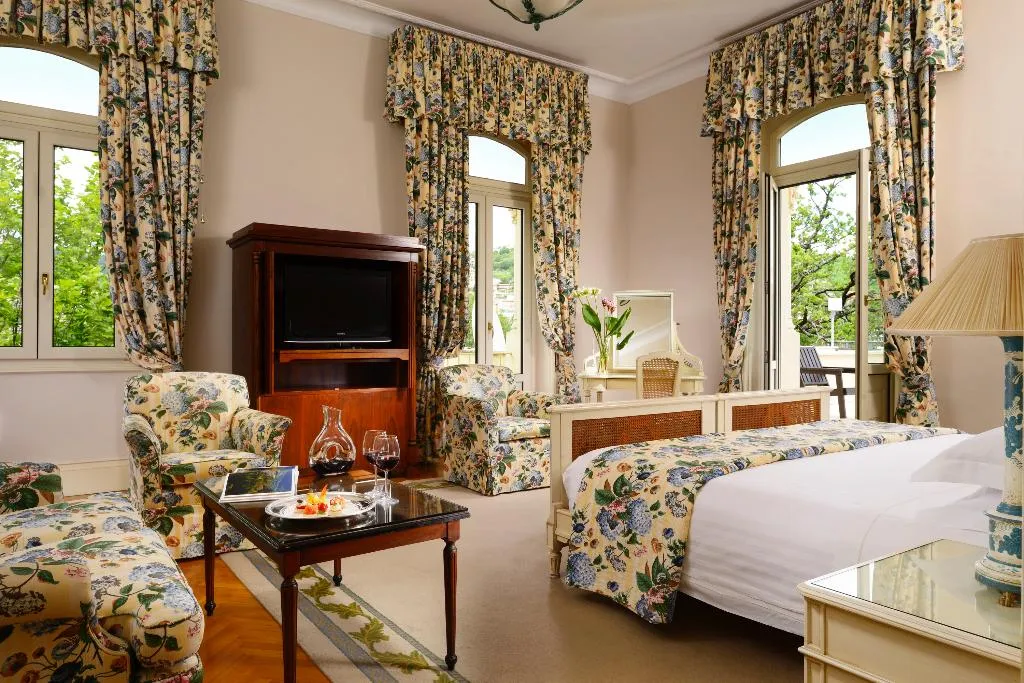 SUITE SUPERIOR CAPACITY 2 Room, Grand Palazzo Della Fonte, Rome