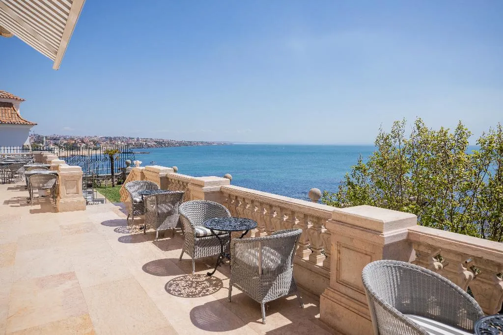 Terrace, Estoril Vintage Hotel, Lisbon