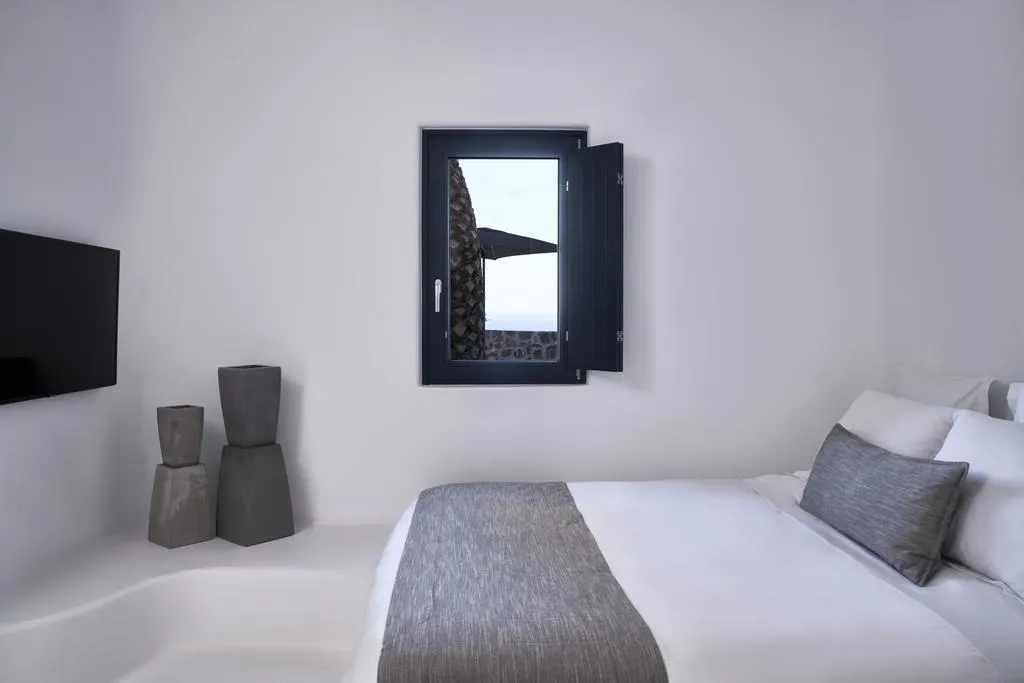 Double or Twin DELUXE Room, Pantheon Villas, Santorini