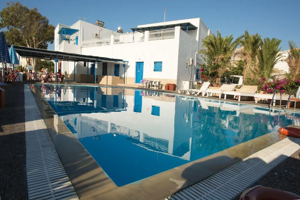 Terrace, Thirasia, Santorini