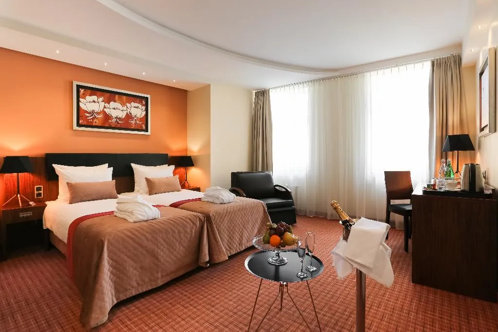 Room, Avalon Hotel & Conferences, Riga