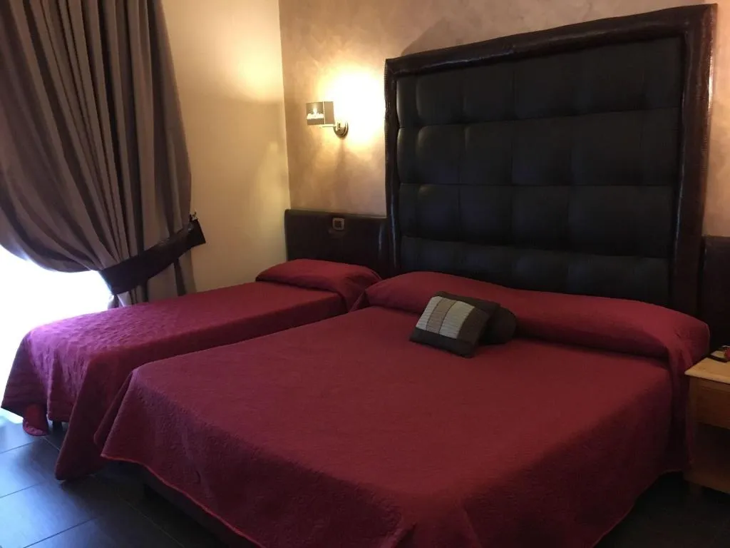 Room, Bellavista, Naples