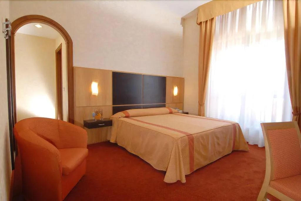 Room, Villa Luisa, Perugia