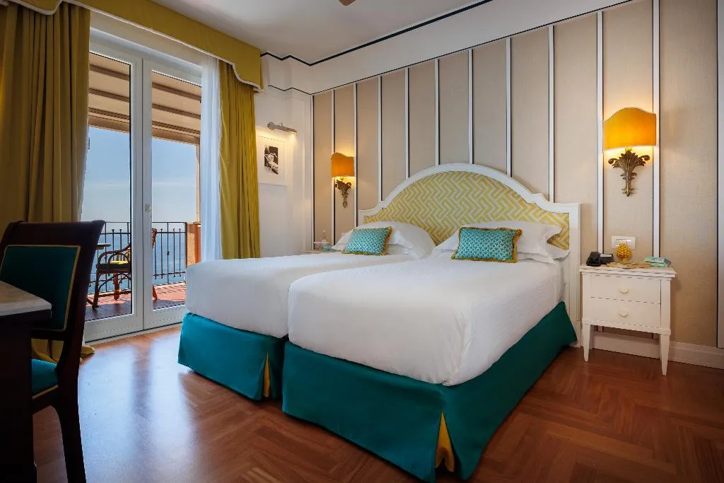 FAMILY ROOM WITH TERRACE Room, Grand Hotel San Pietro, Taormina