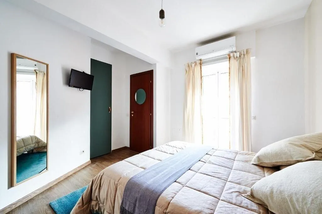 Room, Bnb Drive In, Rome