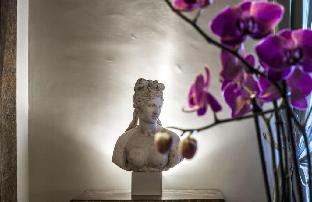 Lobby, Palazzo Di Camugliano, Florence