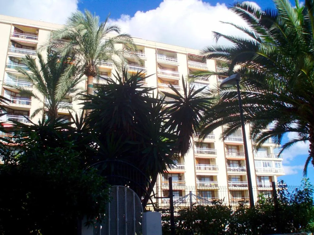 General view, Apartamentos Torre de la roca, Costa Del Sol