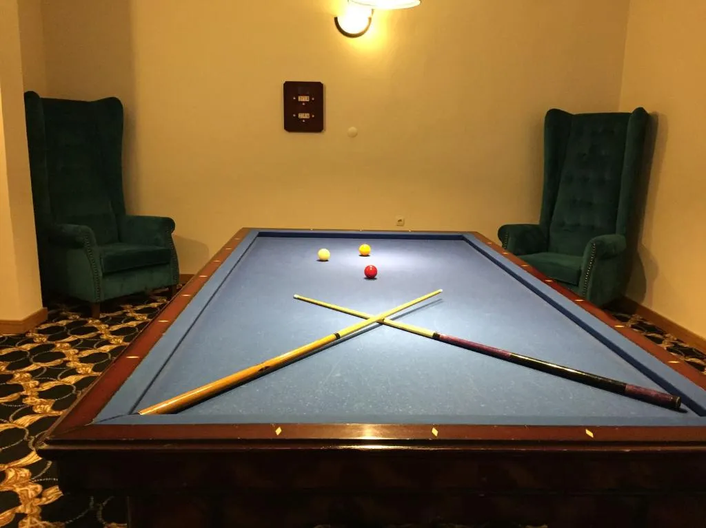 Sports and Entertainment, Azka, Bodrum