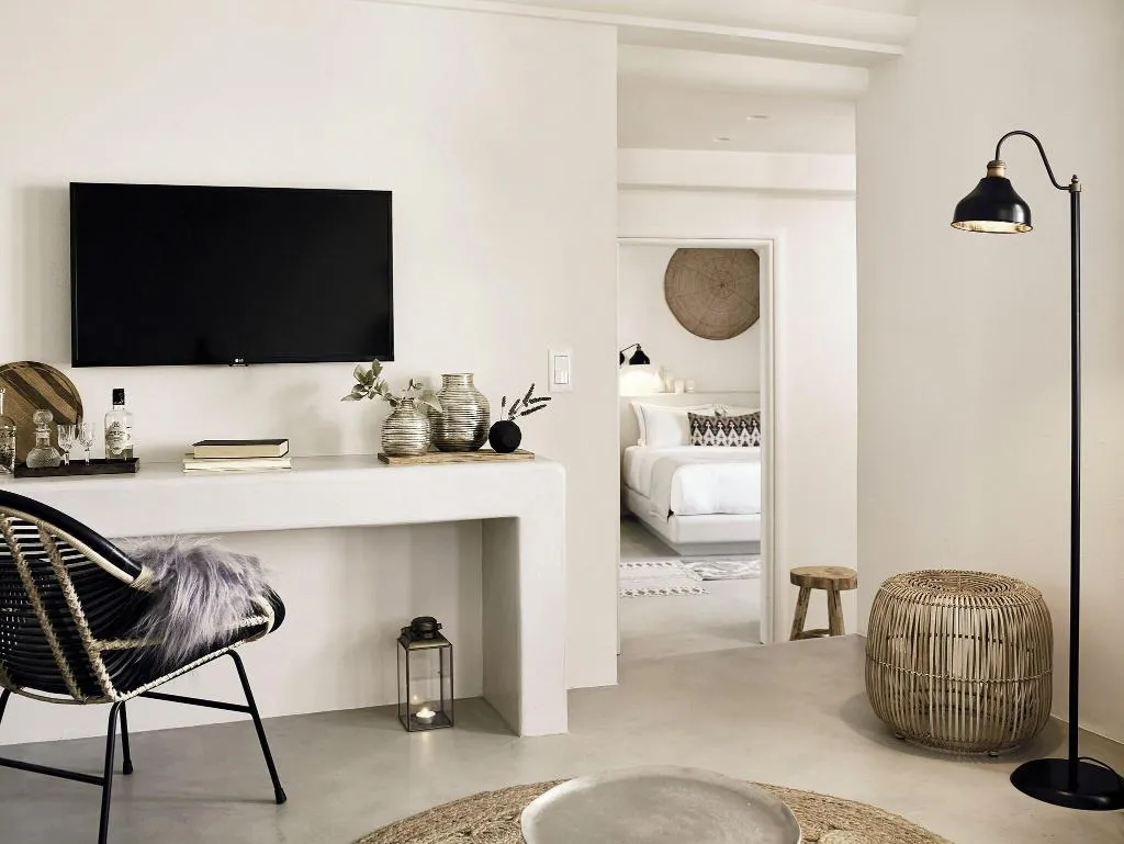 SUITE WITH PRIVATE POOL Room, Santo Pure Oia Suites and Villas, Santorini