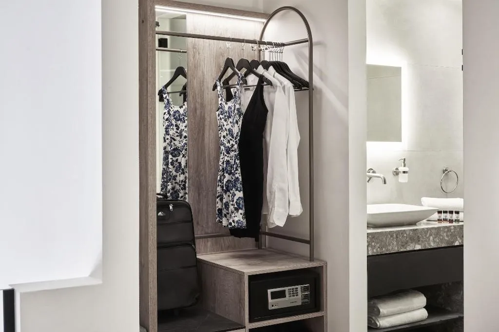 Room, NLH Monastiraki, Athens